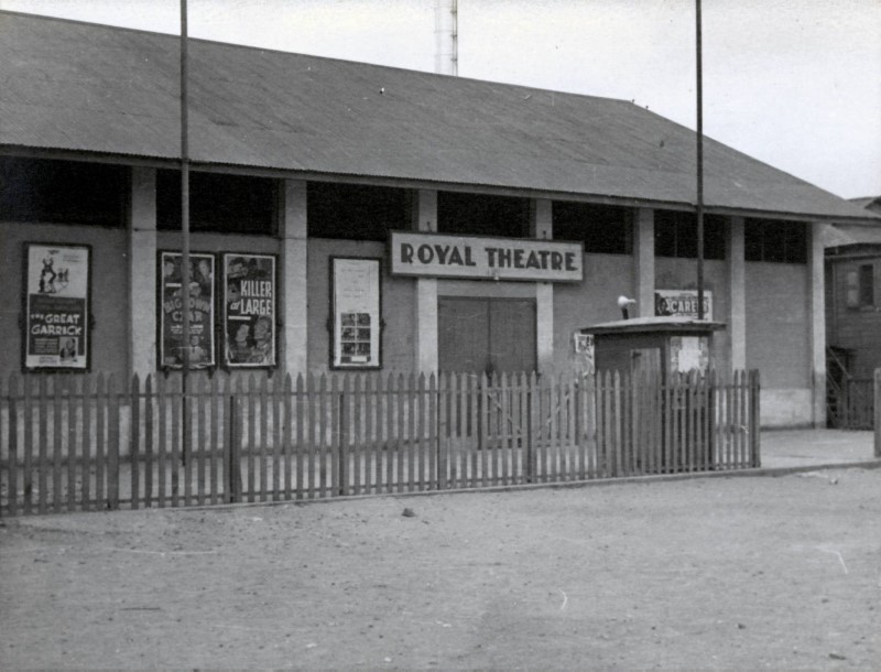 194xroyaltheatre363739.jpg